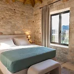 Gregory's Farm Apartment *