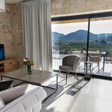 Gregory's Farm Daire *