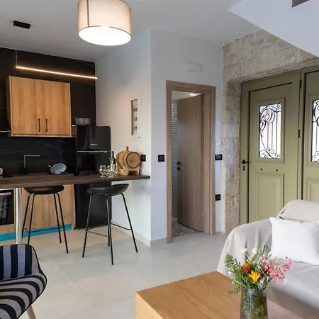 Gregory's Farm Levkákia