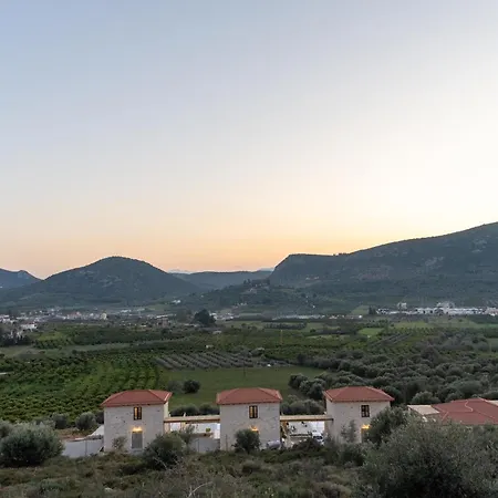 Gregory's Farm Levkákia