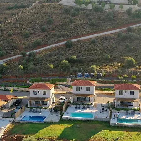 Апартаменты Gregory's Farm *