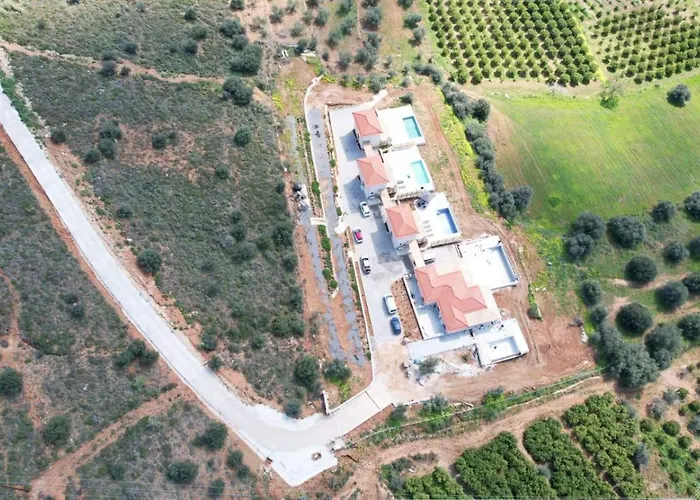 Gregory's Farm Апартаменты Lefkakia
