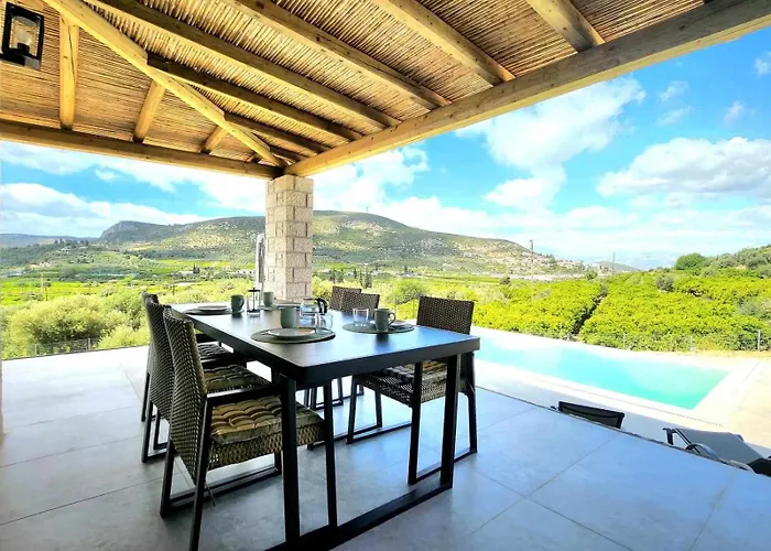 Gregory's Farm * Lefkakia