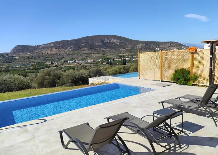 Gregory's Farm Apartament Levkákia